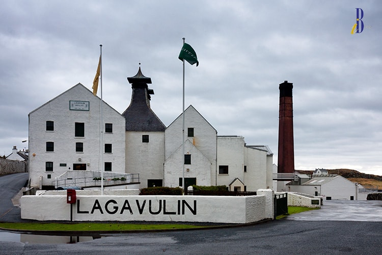 Islay - Single Malt Whisky - Lagavulin